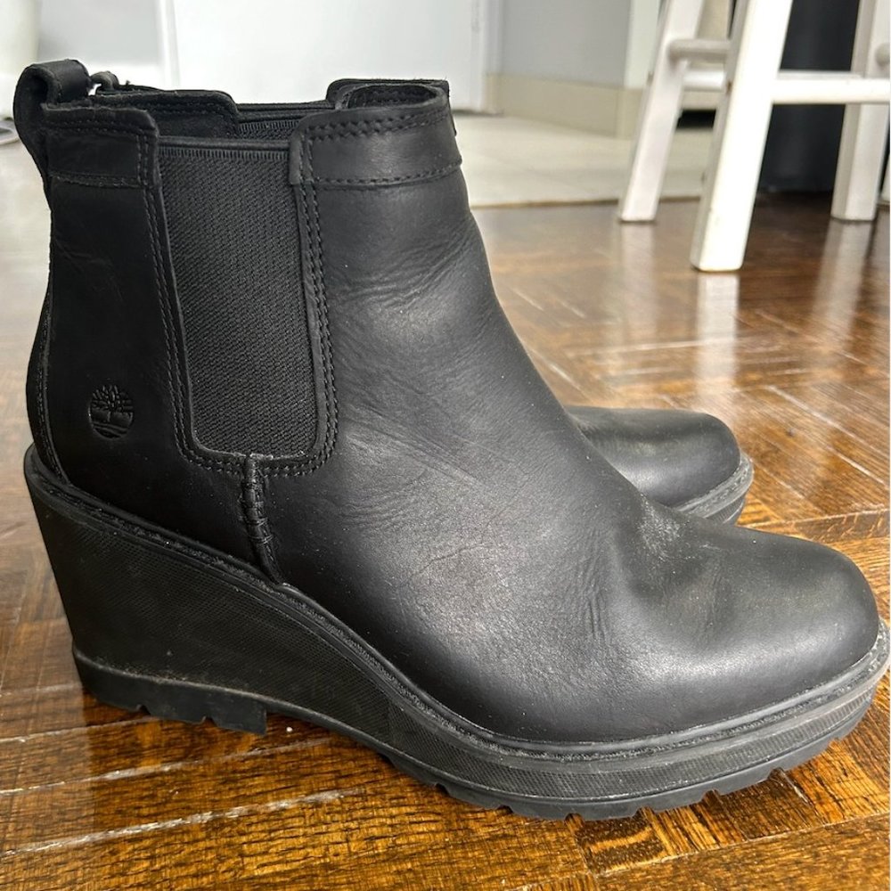 Women's timberland black ankle booties platforms 9.5